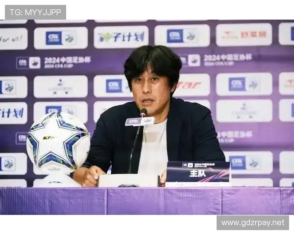 徐正源表示战申花将展现蓉城特色 全队将以意志品质应对比赛压力